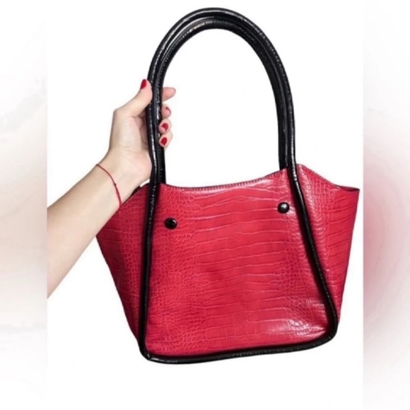 AMERI MODE Red/Black Tote Bag - Picture 8 of 10